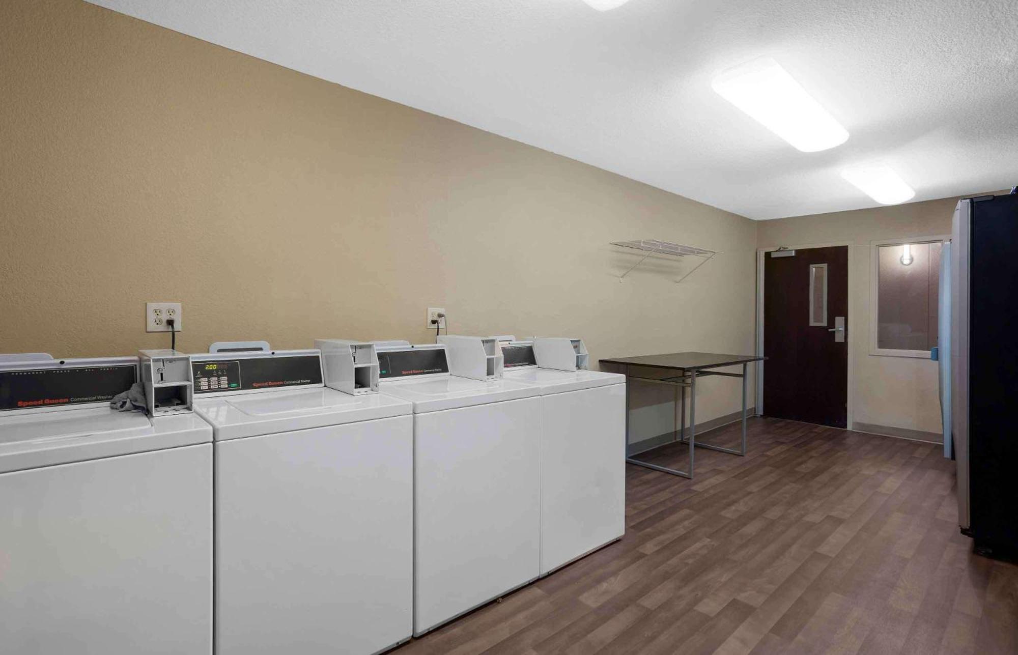 Extended Stay America Suites - Houston - Med Ctr - Greenway Plaza Экстерьер фото